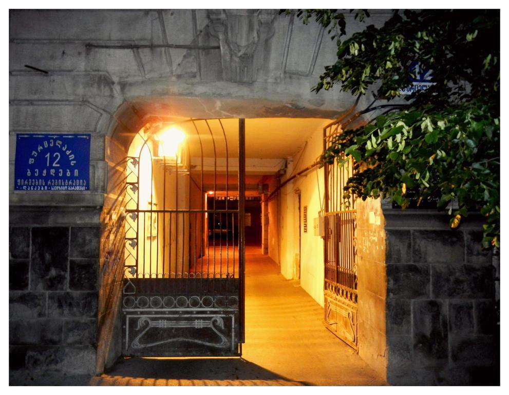 Tbilisi Apartment Bagian luar foto