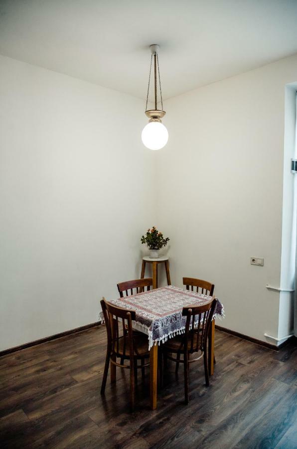 Tbilisi Apartment Bagian luar foto